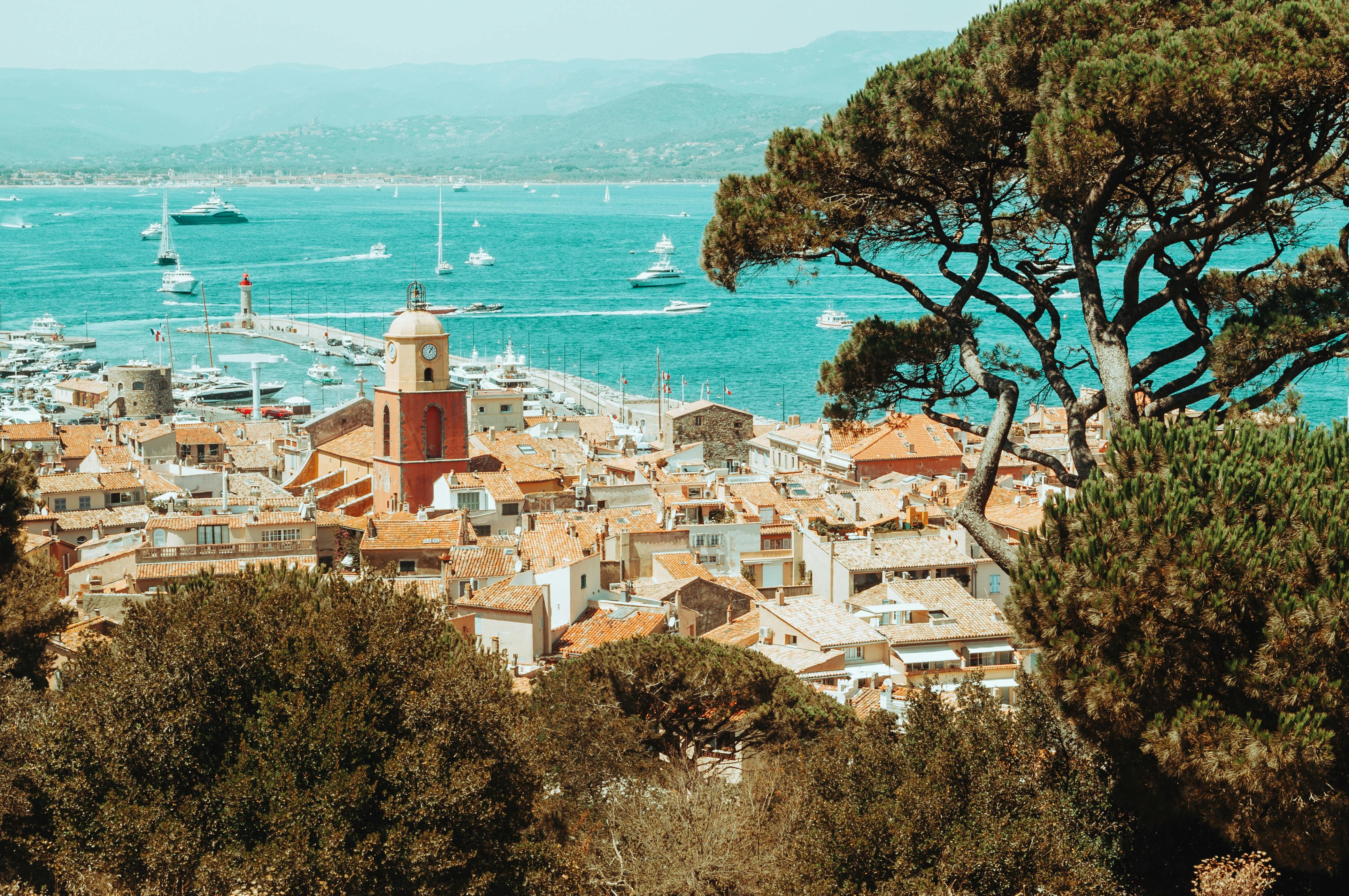 Luxury escorts in St Tropez, France